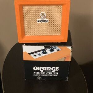 Crush guitar amplifier combo